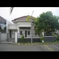 Rumah Central Park, Gunung Anyar Surabaya | Idyllic Family Home