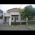 Rumah Central Park, Gunung Anyar Surabaya | Idyllic Family Home