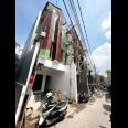 Rumah modern 3lantai strategis di Utan Kayu Matraman Jakarta Timur 