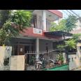 Rumah dengan 9 kamar kos strategis di Makasar Jakarta Timur 