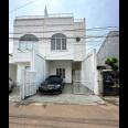 Rumah baru 2lantai plus rooftop di Ceger Cipayung Jakarta Timur 
