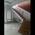  Rumah Raya Dukuh Menanggal, dekat CITO