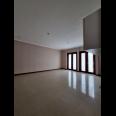 Rumah Graha Famili Surabaya | Great Home For Extended Family