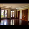 Dijual Rumah Mewah di Tulodong Bawah 3, Jakarta Selatan