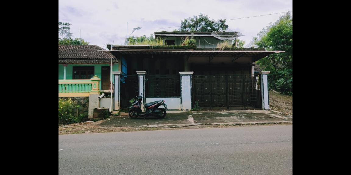 Rumah Toko Siap Buka Usaha Tepi Jl. Raya Mojogedang Karanganyar Rumah Toko Siap Buka Usaha Tepi Jl. Raya Mojogedang Karanganyar