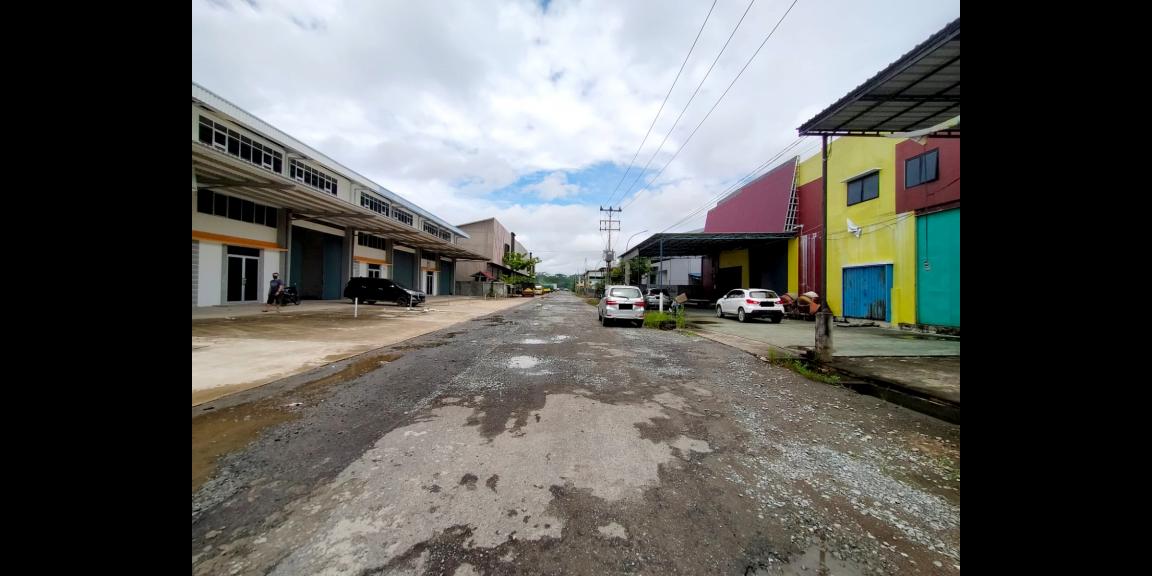 Gudang Prima Lestari, Pontianak, Kalimantan Barat Gudang Prima Lestari, Pontianak, Kalimantan Barat