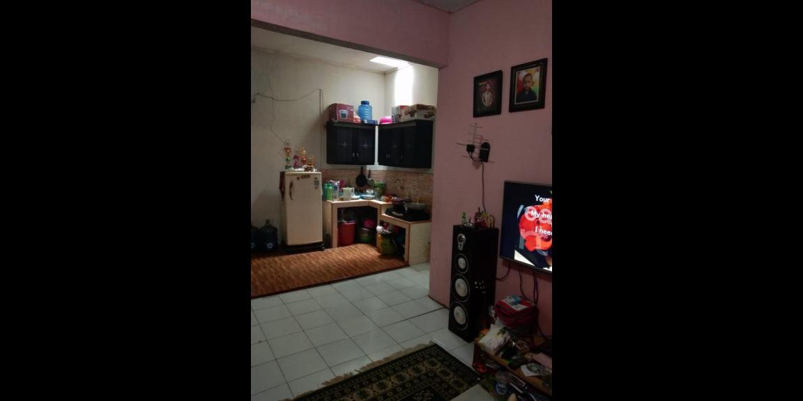 JUAL CEPAT Rumah Luas 72m2 Tanpa Perantara Griya Sasmita Asri Sawangan Depok JUAL CEPAT Rumah Luas 72m2 Tanpa Perantara Griya Sasmita Asri Sawangan Depok