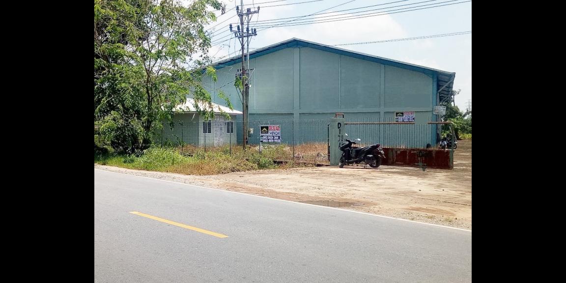 Tanah Khatulistiwa, Raya Wajok Hilir Km. 12, Pontianak, Kalimantan Barat Tanah Khatulistiwa, Raya Wajok Hilir Km. 12, Pontianak, Kalimantan Barat