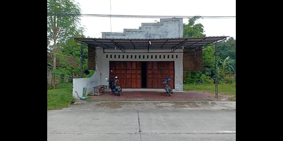 Rumah Toko Siap Buka Usaha Tepi Jl. Raya Sragen-Batujamus Rumah Toko Siap Buka Usaha Tepi Jl. Raya Sragen-Batujamus