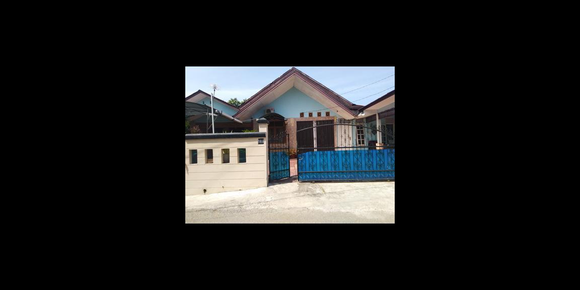 DiJual Rumah Luas Cantik Terawat di Ajun Jeumpet, Aceh Besar dengan 7 Kamar Tidur DiJual Rumah Luas Cantik Terawat di Ajun Jeumpet, Aceh Besar dengan 7 Kamar Tidur