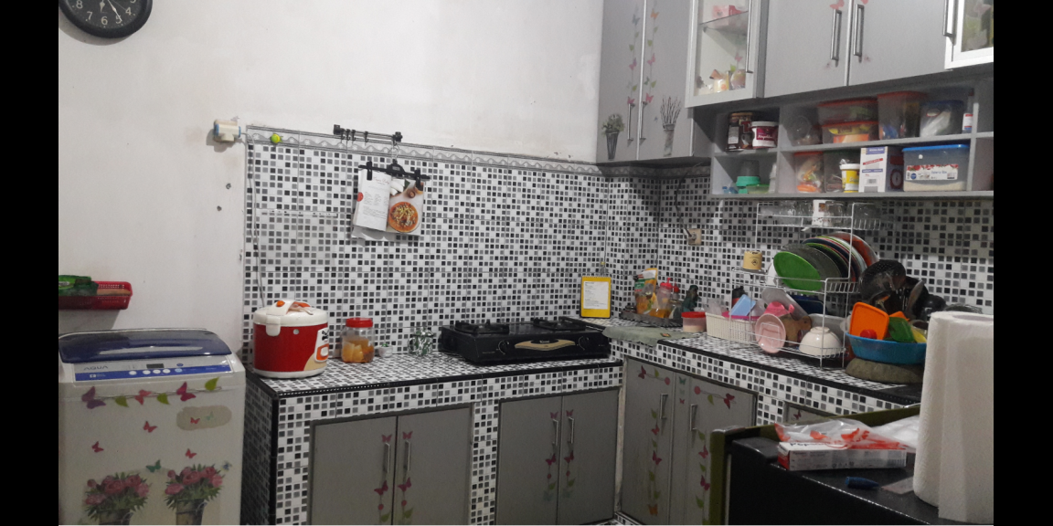 Rumah 2 Lantai Ada Carport Gratis AC Rumah 2 Lantai Ada Carport Gratis AC