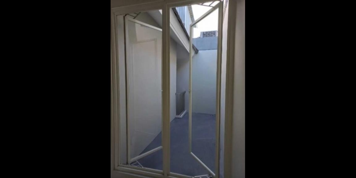 Disewakan Rumah Pondok Candra Topaz Disewakan Rumah Pondok Candra Topaz