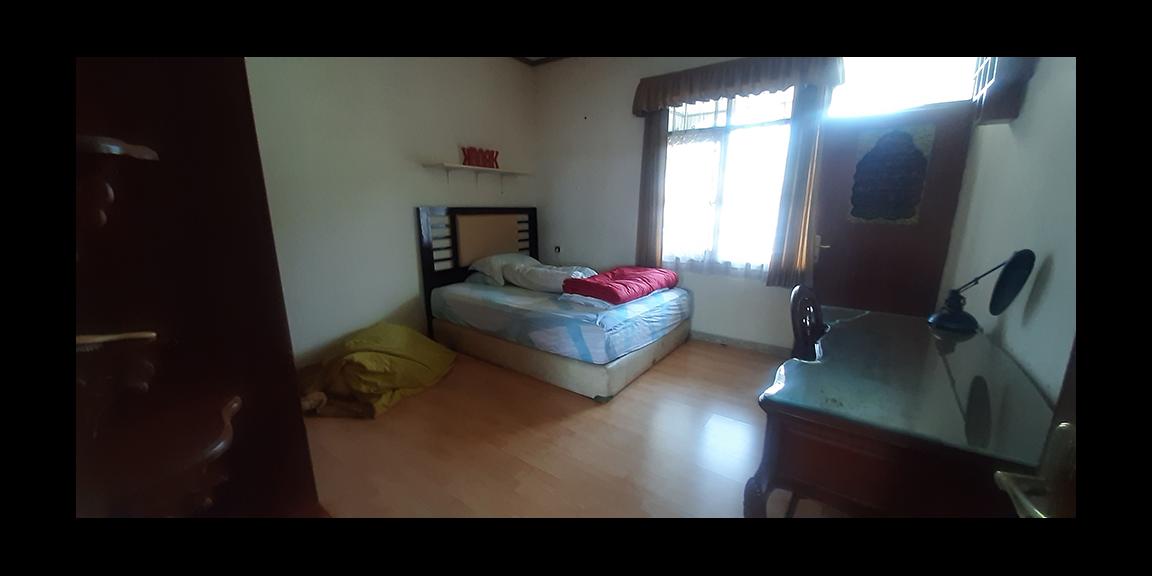 RUMAH HITUNG TANAH DI TUBAGUS ISMAIL DAGO BANDUNG RUMAH HITUNG TANAH DI TUBAGUS ISMAIL DAGO BANDUNG