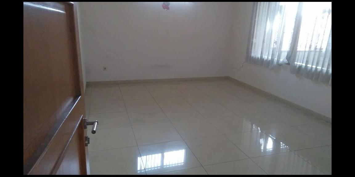 RUMAH MEWAH TANAH LUAS SUPER MURAH VIEW TAMAN DI SAYAP Jl. SUPRATMAN BANDUNG RUMAH MEWAH TANAH LUAS SUPER MURAH VIEW TAMAN DI SAYAP Jl. SUPRATMAN BANDUNG