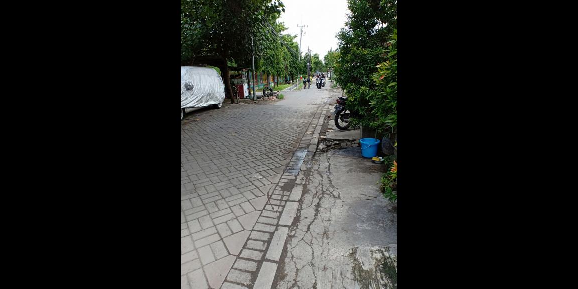 Rumah BU 2 Lt siap Huni Surabaya Rumah BU 2 Lt siap Huni Surabaya