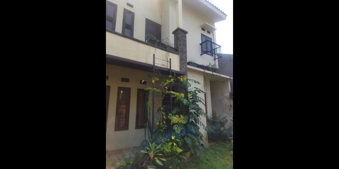 Rumah BU 3 Lt Siap Huni Bisa Cash Tempo di Cijantung Rumah BU 3 Lt Siap Huni Bisa Cash Tempo di Cijantung