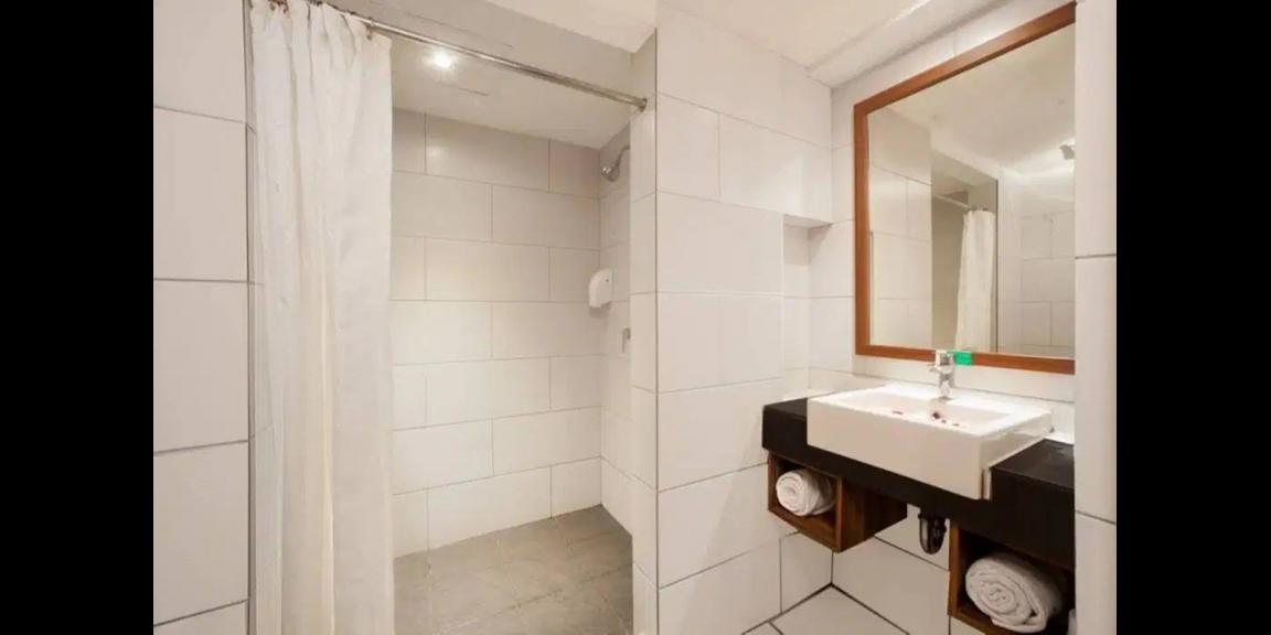 Jual Hotel Mewah Sangat Strategis Kawasan Kuta Legian Jual Hotel Mewah Sangat Strategis Kawasan Kuta Legian