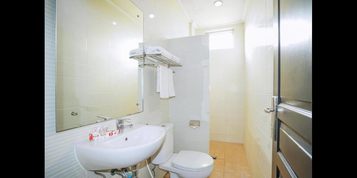 Jual Ex Hotel Sangat Strategis di Pusat Kota Surabaya Daerah Ketabang Jual Ex Hotel Sangat Strategis di Pusat Kota Surabaya Daerah Ketabang