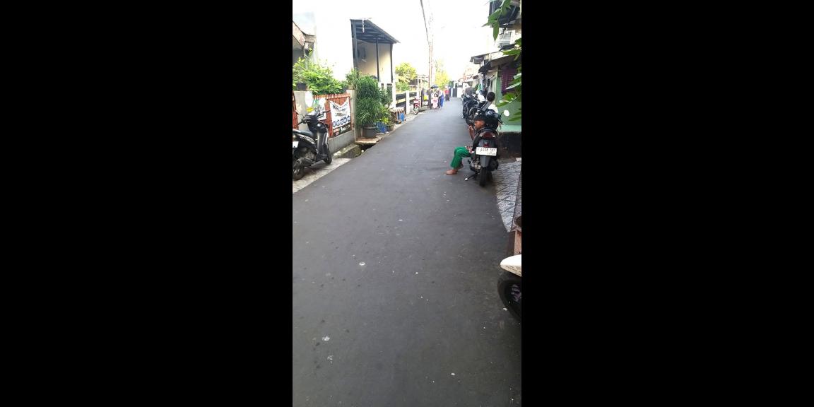 RUMAH HITUNG TANAH LUAS 350 M2 DI SAYAP JL. KH. ABD. SYAFEI DEKAT STASIUN TEBET JAKARTA SELATAN RUMAH HITUNG TANAH LUAS 350 M2 DI SAYAP JL. KH. ABD. SYAFEI DEKAT STASIUN TEBET JAKARTA SELATAN