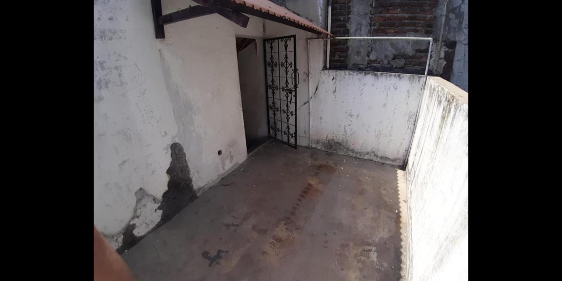 Rumah Super Murah Baru Renovasi di Kutisari Indah Utara Kota Surabaya Rumah Super Murah Baru Renovasi di Kutisari Indah Utara Kota Surabaya