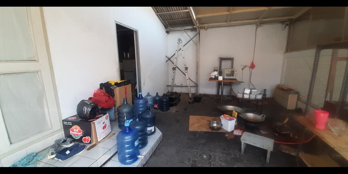 RUMAH UNTUK KOMERSIAL MAIN ROAD ARCAMANIK BANDUNG RUMAH UNTUK KOMERSIAL MAIN ROAD ARCAMANIK BANDUNG