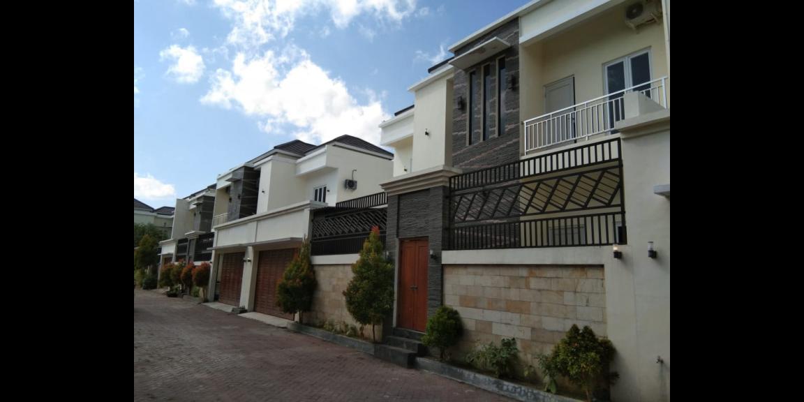 Rumah ELITE dan LUX di dalam PERUMAHAN Selatan AMPLAS dalam Ringroad dekat berbagai Pusat Bisnis dan Kampus UIN Rumah ELITE dan LUX di dalam PERUMAHAN Selatan AMPLAS dalam Ringroad dekat berbagai Pusat Bisnis dan Kampus UIN