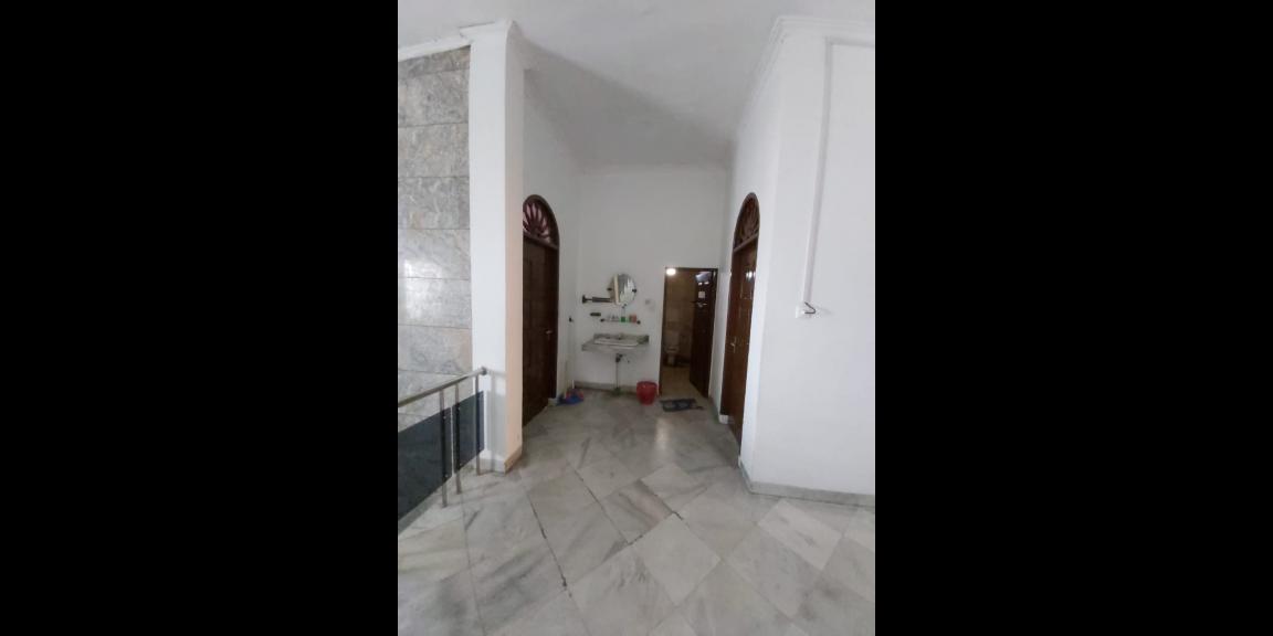 DISEWAKAN RUMAH DUA LANTAI KUANTAN DUA DISEWAKAN RUMAH DUA LANTAI KUANTAN DUA