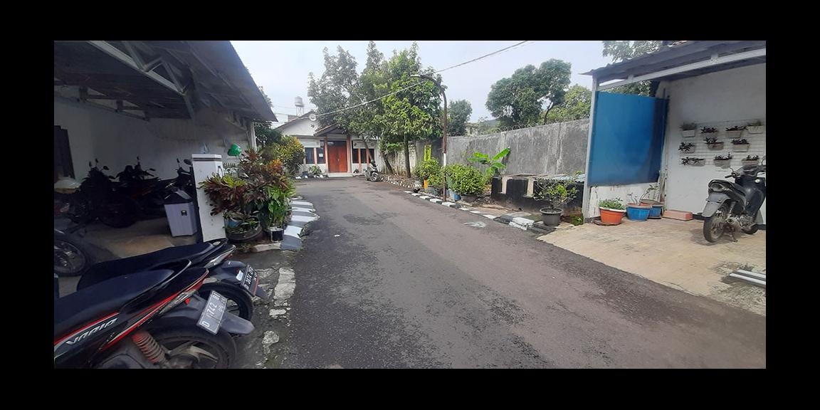 KOST 23 KAMAR PENUH TERISI DEKAT PERKANTORAN, SEKOLAH DAN PERTOKOAN DI SAYAP JL. JAKARTA BANDUNG HARGA DI BAWAH NJOP KOST 23 KAMAR PENUH TERISI DEKAT PERKANTORAN, SEKOLAH DAN PERTOKOAN DI SAYAP JL. JAKARTA BANDUNG HARGA DI BAWAH NJOP