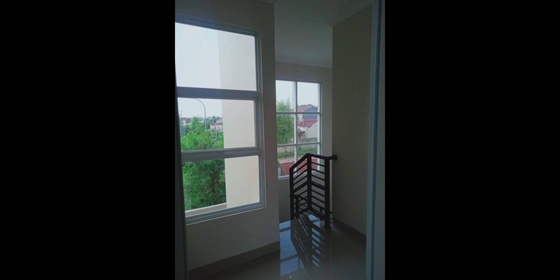 Rumah di jual WARTAWANGSA deket Emeral Rumah di jual WARTAWANGSA deket Emeral