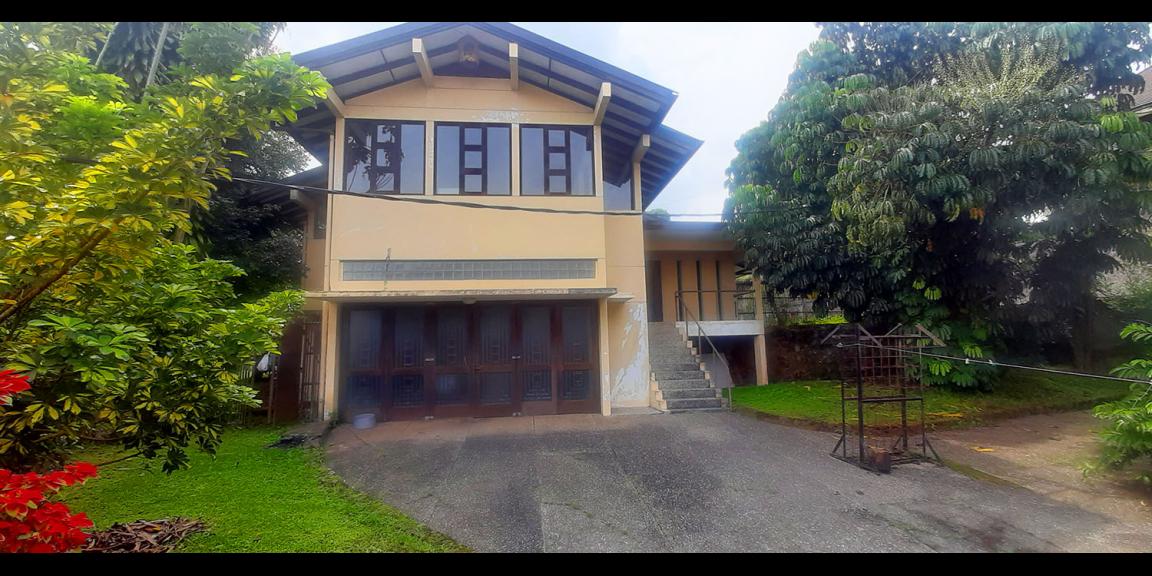 RUMAH HITUNG TANAH MAIN ROAD BUKIT PAKAR TIMUR DAGO BANDUNG RUMAH HITUNG TANAH MAIN ROAD BUKIT PAKAR TIMUR DAGO BANDUNG