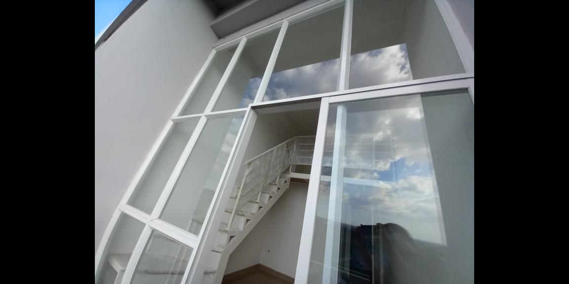 Apartemen Icon siap dihuni, termurah, dokumen lengkap dan sudah lunas Apartemen Icon siap dihuni, termurah, dokumen lengkap dan sudah lunas