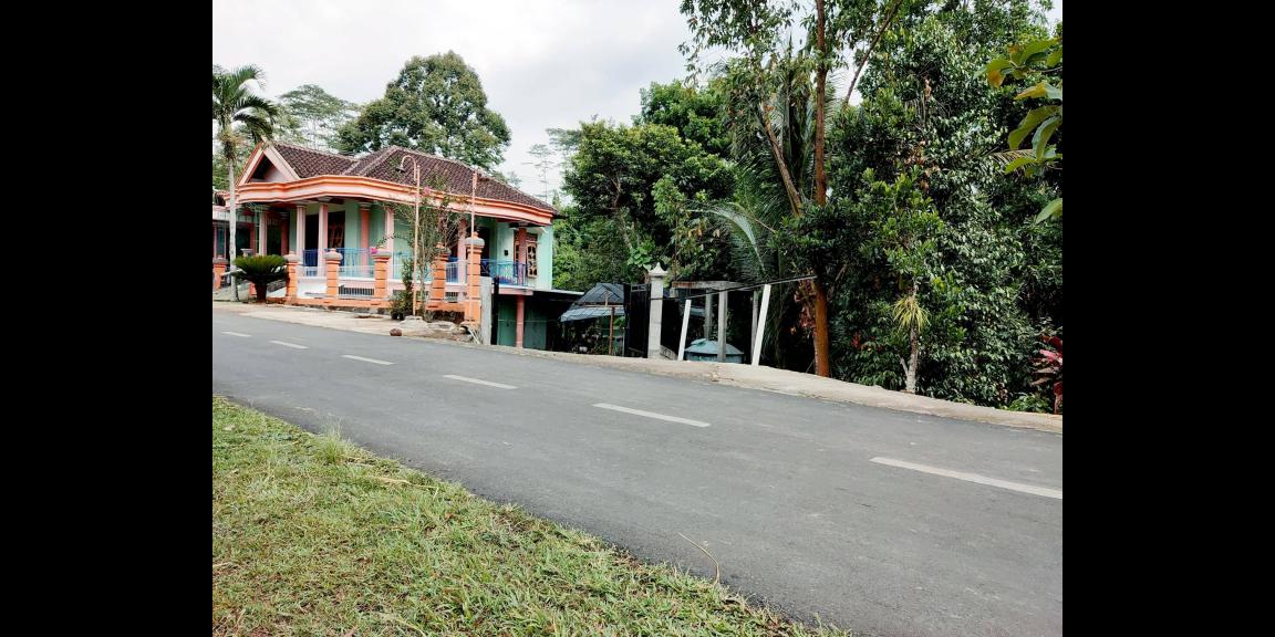 Tanah Strategis 2100m² Kebun Jati Tepi Jl. Raya Kerjo-Karangpandan Tanah Strategis 2100m² Kebun Jati Tepi Jl. Raya Kerjo-Karangpandan