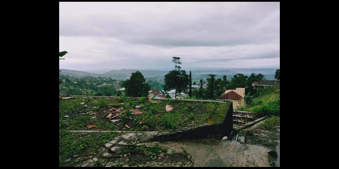 Rumah Vila Siap Huni Kawasan Wisata Alam Kemuning Karanganyar Rumah Vila Siap Huni Kawasan Wisata Alam Kemuning Karanganyar