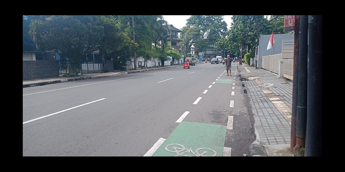 GEDUNG 2 LANTAI TANAH 2100 M2 SHM SUPER STRATEGIS UNTUK KANTOR DAN KOMERSIAL DI JL. WASTUKENCANA BANDUNG GEDUNG 2 LANTAI TANAH 2100 M2 SHM SUPER STRATEGIS UNTUK KANTOR DAN KOMERSIAL DI JL. WASTUKENCANA BANDUNG