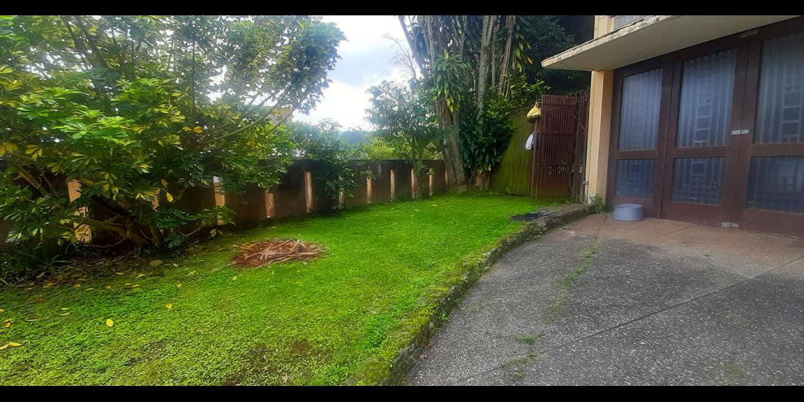 RUMAH HITUNG TANAH MAIN ROAD BUKIT PAKAR TIMUR DAGO BANDUNG RUMAH HITUNG TANAH MAIN ROAD BUKIT PAKAR TIMUR DAGO BANDUNG