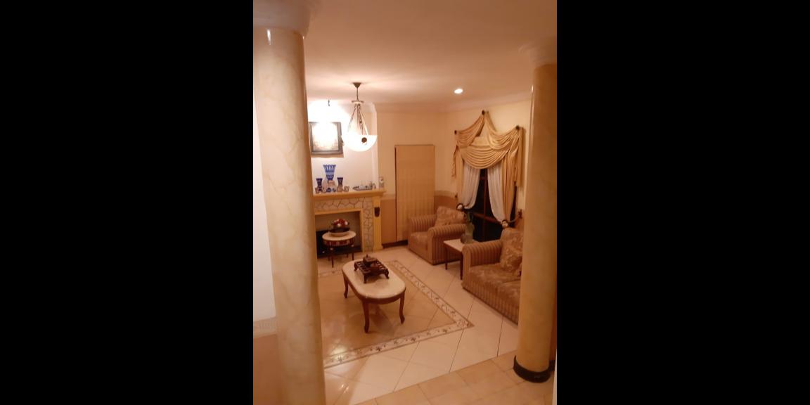 RUMAH DUA LANTAI SIAP HUNI DENGAN INDOOR SWIMMING POOL DI DAGO ASRI KOTA BANDUNG RUMAH DUA LANTAI SIAP HUNI DENGAN INDOOR SWIMMING POOL DI DAGO ASRI KOTA BANDUNG