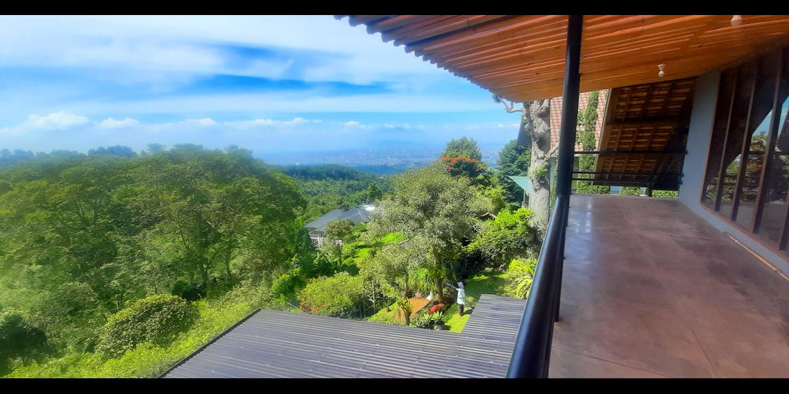 VILLA GAYA INDUSTRIAL DI CIUMBULEUIT VIEW KOTA BANDUNG VILLA GAYA INDUSTRIAL DI CIUMBULEUIT VIEW KOTA BANDUNG