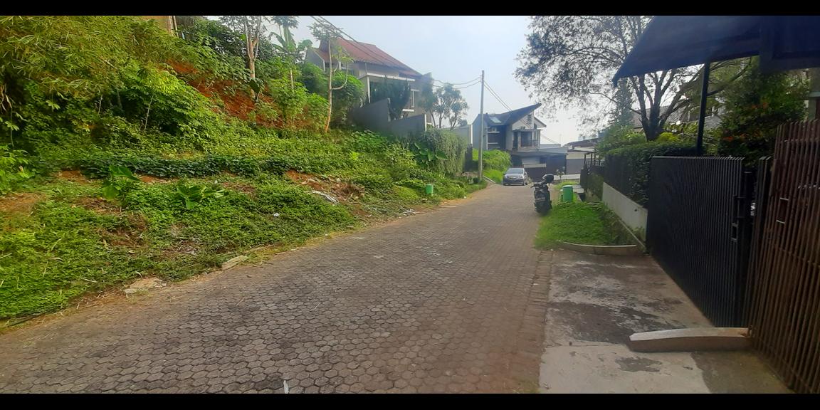 RUMAH DUA LANTAI SEMI FURNISH DI KAMPUNG PADI DAGO BANDUNG RUMAH DUA LANTAI SEMI FURNISH DI KAMPUNG PADI DAGO BANDUNG