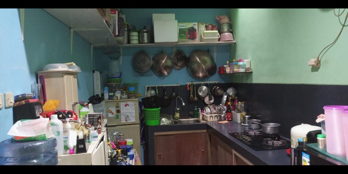 Dijual Rumah 2 Lantai Harga Murah di Graha Raya Dijual Rumah 2 Lantai Harga Murah di Graha Raya