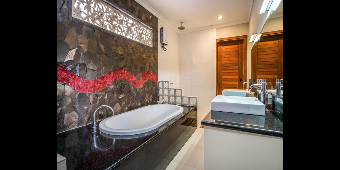 Jual Hotel Aktif Dekat Pantai Jerman Daerah Kuta Badung Jual Hotel Aktif Dekat Pantai Jerman Daerah Kuta Badung