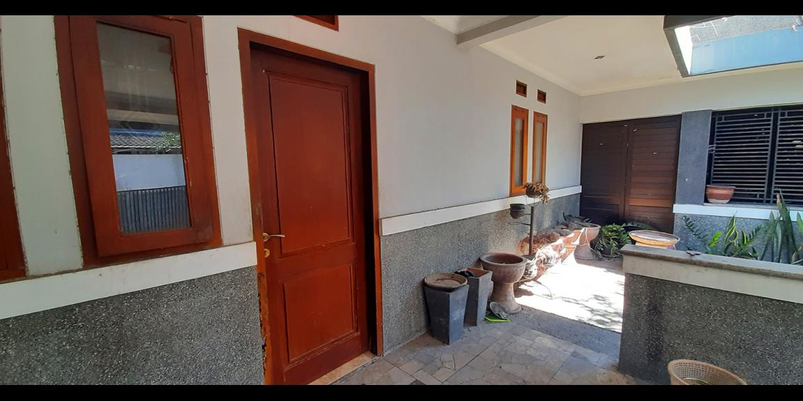 RUMAH MEWAH MAIN ROAD ARCAMANIK KOTA BANDUNG RUMAH MEWAH MAIN ROAD ARCAMANIK KOTA BANDUNG