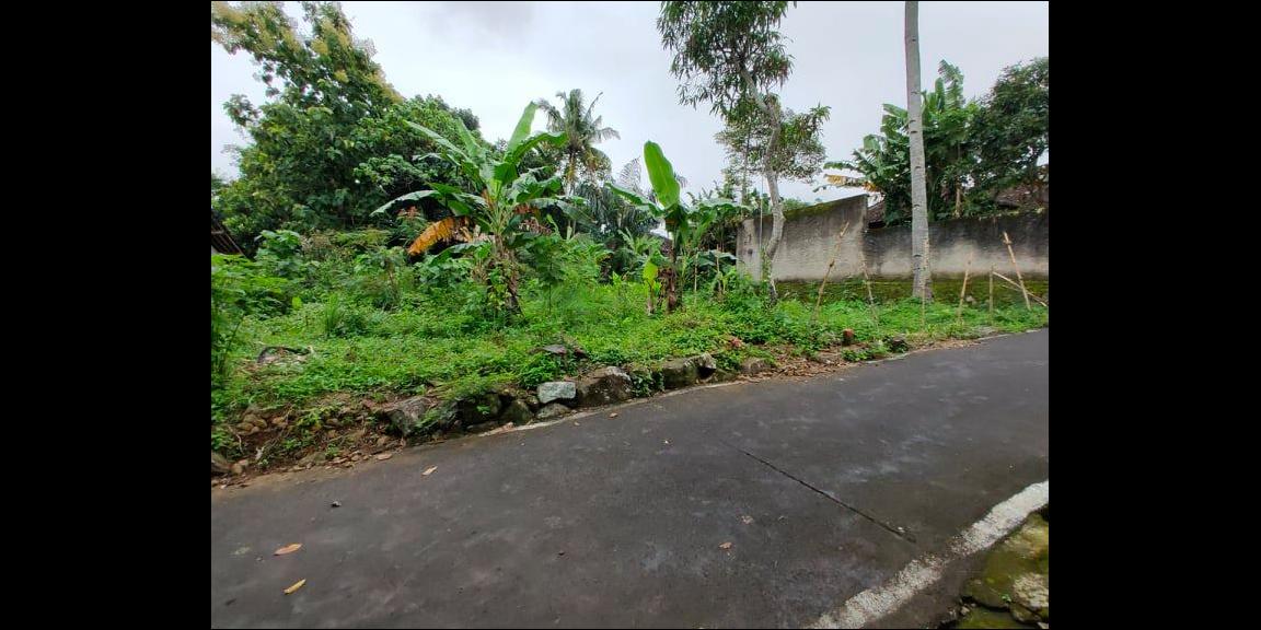 Tanah Datar Strategis Karangpandan Karanganyar Telp/WA: 082327612345 Tanah Datar Strategis Karangpandan Karanganyar Telp/WA: 082327612345