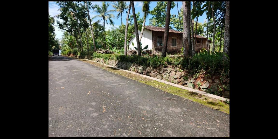 Tanah Super Datar di Desa Wisata Mojogedang Karanganyar Info Detail Telp/WA: 082327612345 Tanah Super Datar di Desa Wisata Mojogedang Karanganyar Info Detail Telp/WA: 082327612345