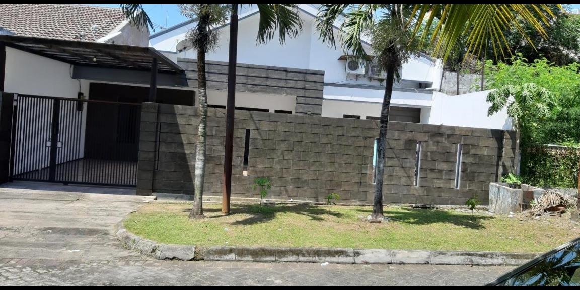 Dijual Rumah 2 Lantai di Jajar Tunggal, Wiyung, Surabaya Dijual Rumah 2 Lantai di Jajar Tunggal, Wiyung, Surabaya