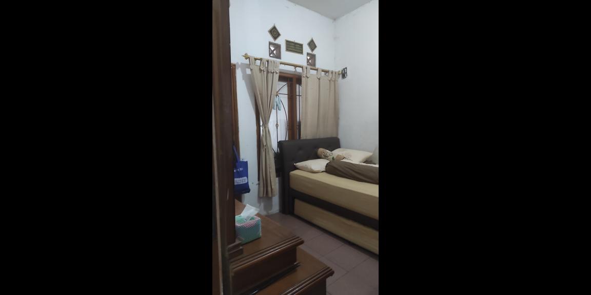 Di Jual Rumah Hunian Keluarga Strategis 2Lt. Di Jual Rumah Hunian Keluarga Strategis 2Lt.