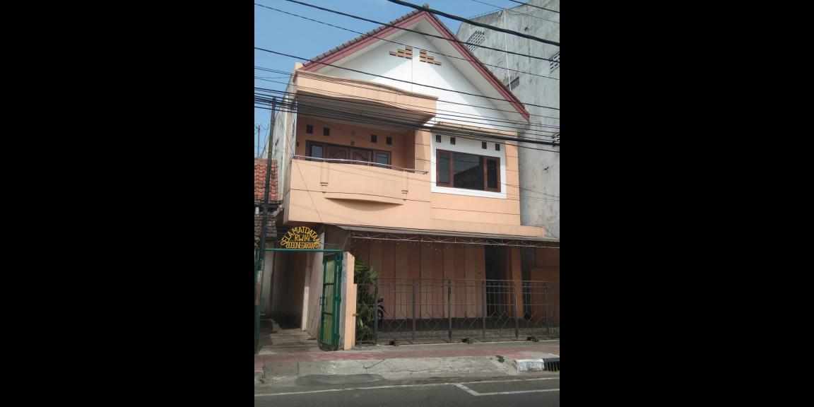 Ruang Usaha / Ruko 2 Lantai Pusat Kota Malioboro Jogja, Siap Pakai, Strategis, di Sosrowijayan, Yogyakarta. Ruang Usaha / Ruko 2 Lantai Pusat Kota Malioboro Jogja, Siap Pakai, Strategis, di Sosrowijayan, Yogyakarta.