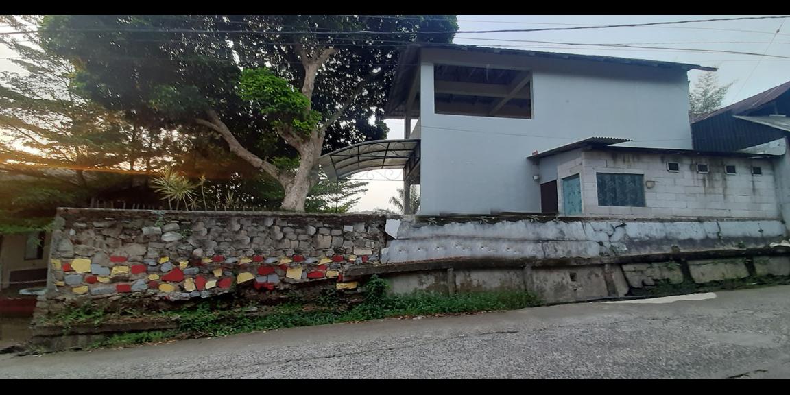 RUMAH HITUNG TANAH MAIN ROAD BUKIT PAKAR TIMUR DAGO BANDUNG RUMAH HITUNG TANAH MAIN ROAD BUKIT PAKAR TIMUR DAGO BANDUNG