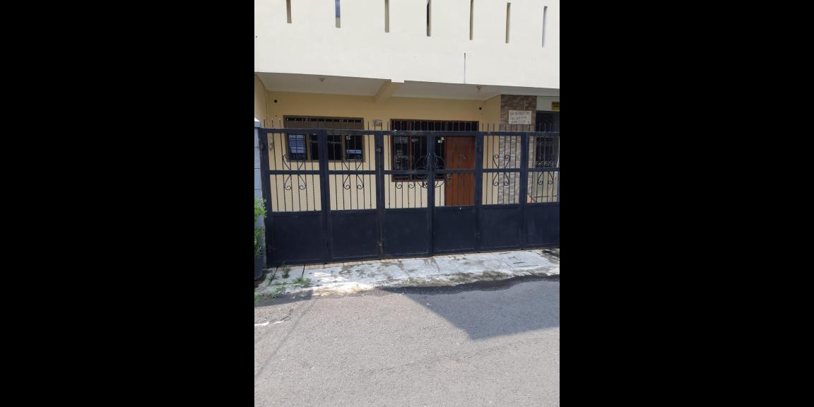 Dikontrakan rumah dekat Hotel Blue Sky dan Hotel Santika, Slipi Petamburan Dikontrakan rumah dekat Hotel Blue Sky dan Hotel Santika, Slipi Petamburan