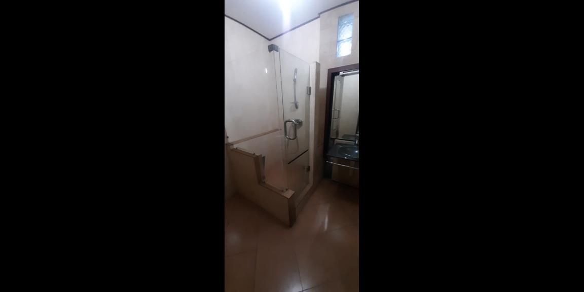 RUMAH DUA LANTAI GAYA KONTEMPORER SIAP HUNI DI DAGO ASRI KOTA BANDUNG RUMAH DUA LANTAI GAYA KONTEMPORER SIAP HUNI DI DAGO ASRI KOTA BANDUNG