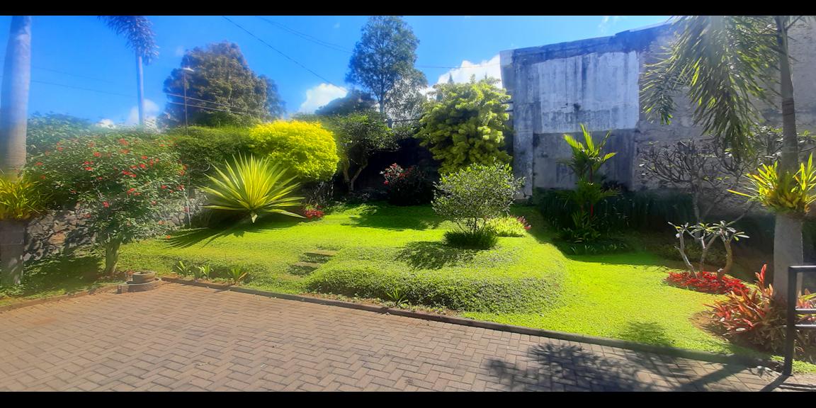 VILLA GAYA INDUSTRIAL DI CIUMBULEUIT VIEW KOTA BANDUNG VILLA GAYA INDUSTRIAL DI CIUMBULEUIT VIEW KOTA BANDUNG